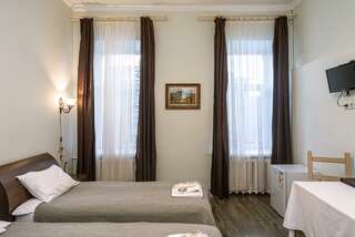 Гостевой дом Inn 6 line Санкт-Петербург Номер комфорт с 2 односпальными кроватями-1